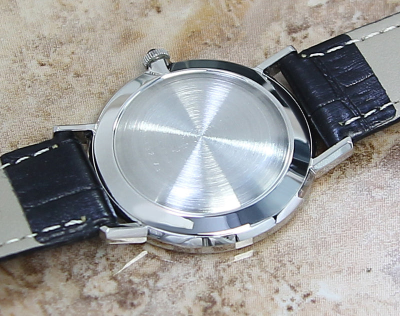 Corum 57219 Men's 1970 Rare Vintage Mint Grade Luxury Watch