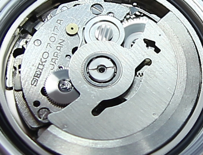 Seiko 5 Sports 7017-8000 Men's Mint Grade Collectible Watch