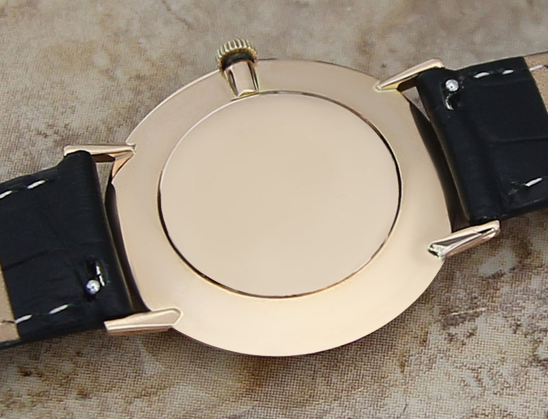 Universal Geneve Golden Shadow 18k Gold Watch